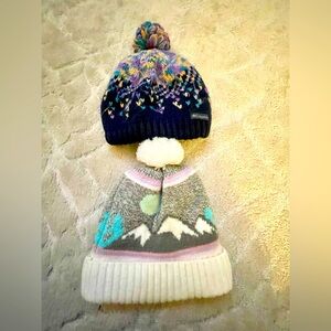 2T girls knit hats